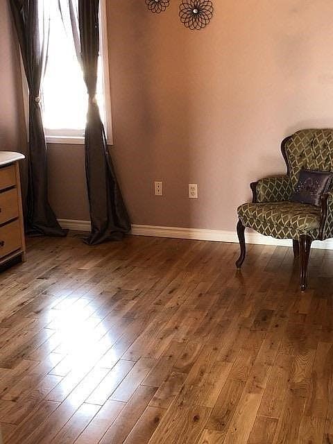2nd image of 1142 Costigan Rd