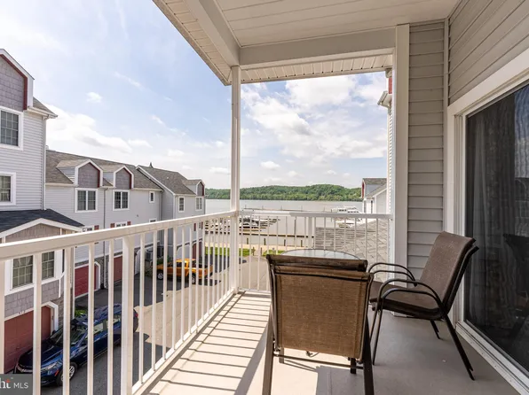 422 Rowland Dr #422, Pt Deposit, MD 21904