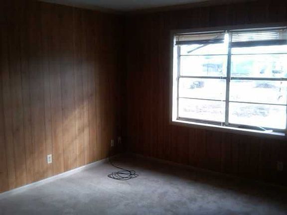 4th image of 106 Townhouse Dr