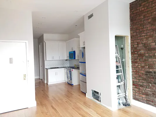 Rented by Fiddler Realty | media 14