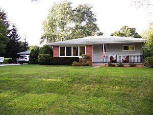1st image of 2138 W Birchwood Ave