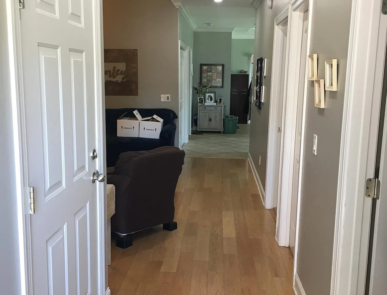 3 bed, 1300 sqft, $2,000 — Photo 2