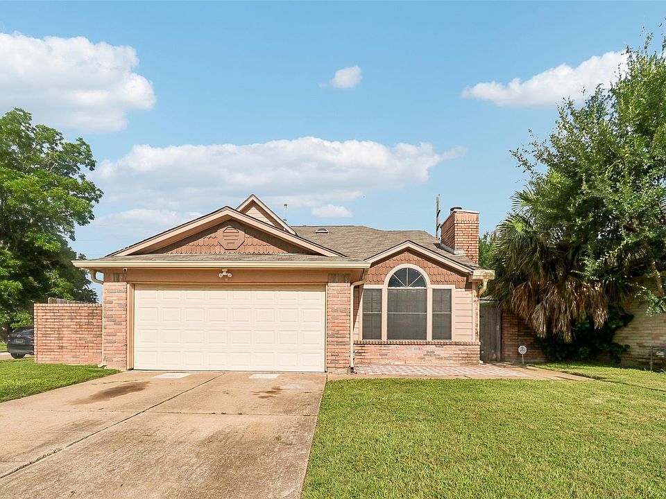 1st image of 10703 Buffalo Bend Dr