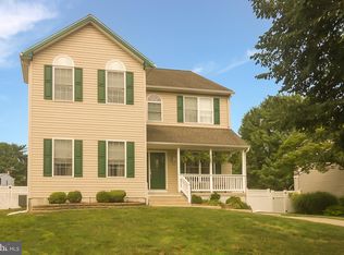 35 Lynn Dr, Burlington, NJ 08016