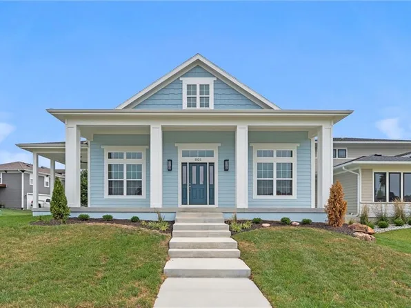 1021 SW Redbuck Cir, Lees Summit, MO 64081