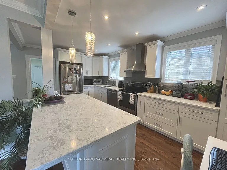 81 Searle Ave — Photo 10