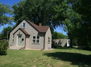 312 6th Ave SW, Cambridge, MN 55008