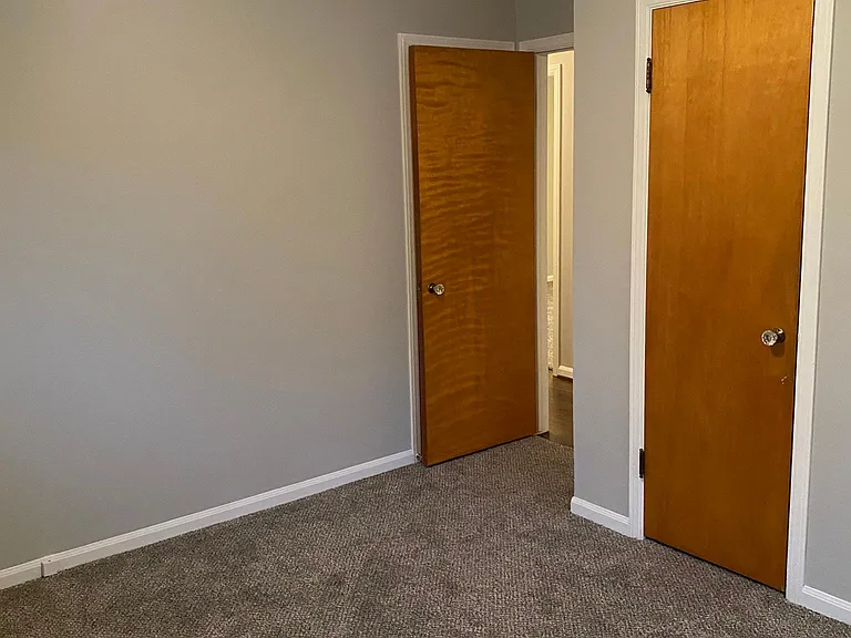 8251 Oak Park Blvd — Photo 23