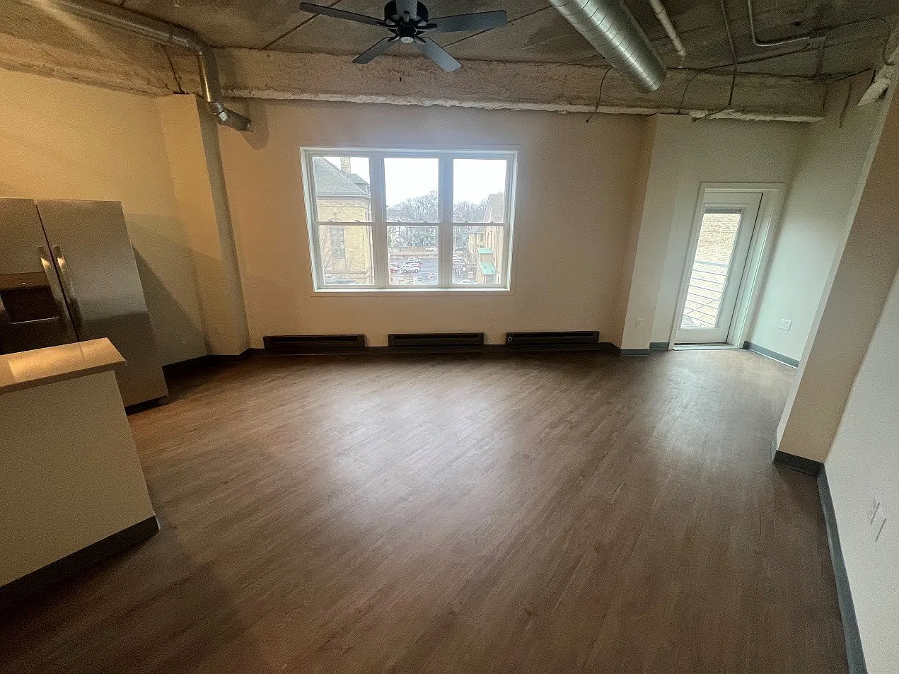 222 State St — Photo 4