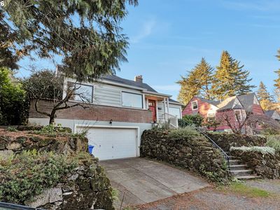 6815 SW 8th Ave, Portland, OR, 97219