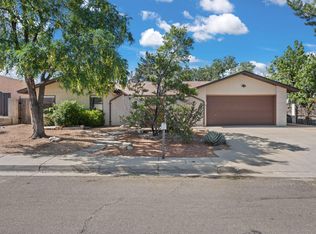 1437 Chihuahua Ave NE, Albuquerque, NM 87112