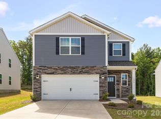 1334 37th Avenue Ln NE, Hickory, NC 28601