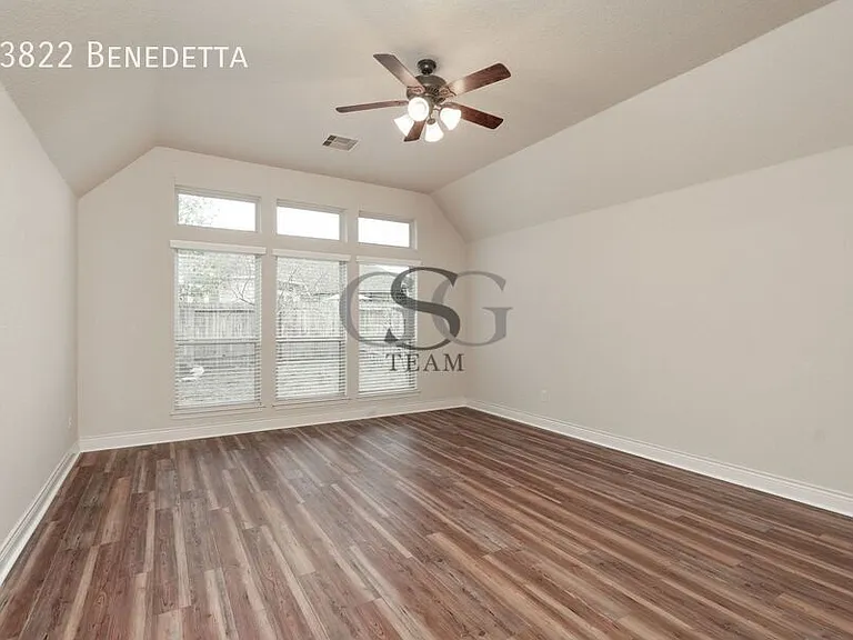 13822 Benedetta — Photo 13