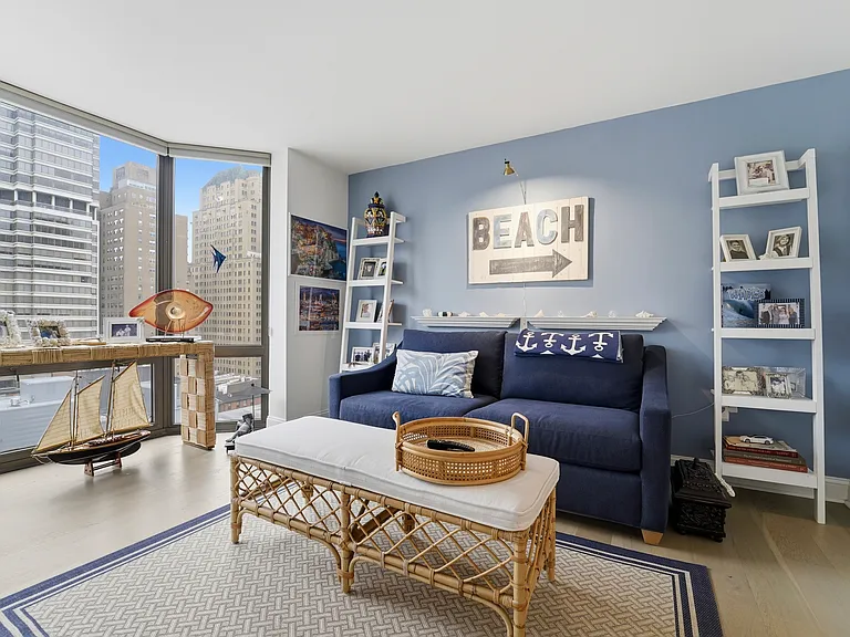 2020 Walnut St #14CD — Photo 31