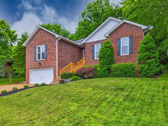 3rd image of 7228 Magnolia Hills Dr