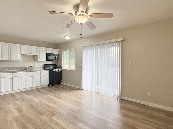 4th image of 4333 College Ave #4