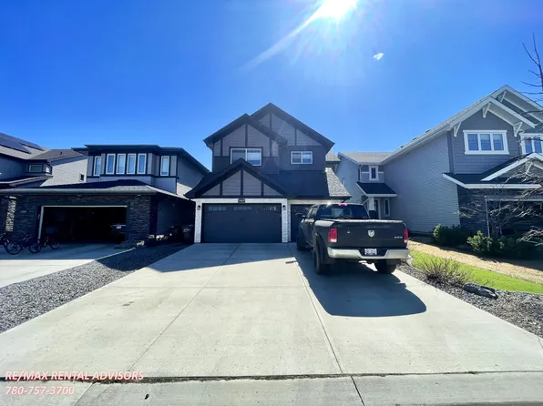 13047 207th St NW, Edmonton, AB T5S 0J4