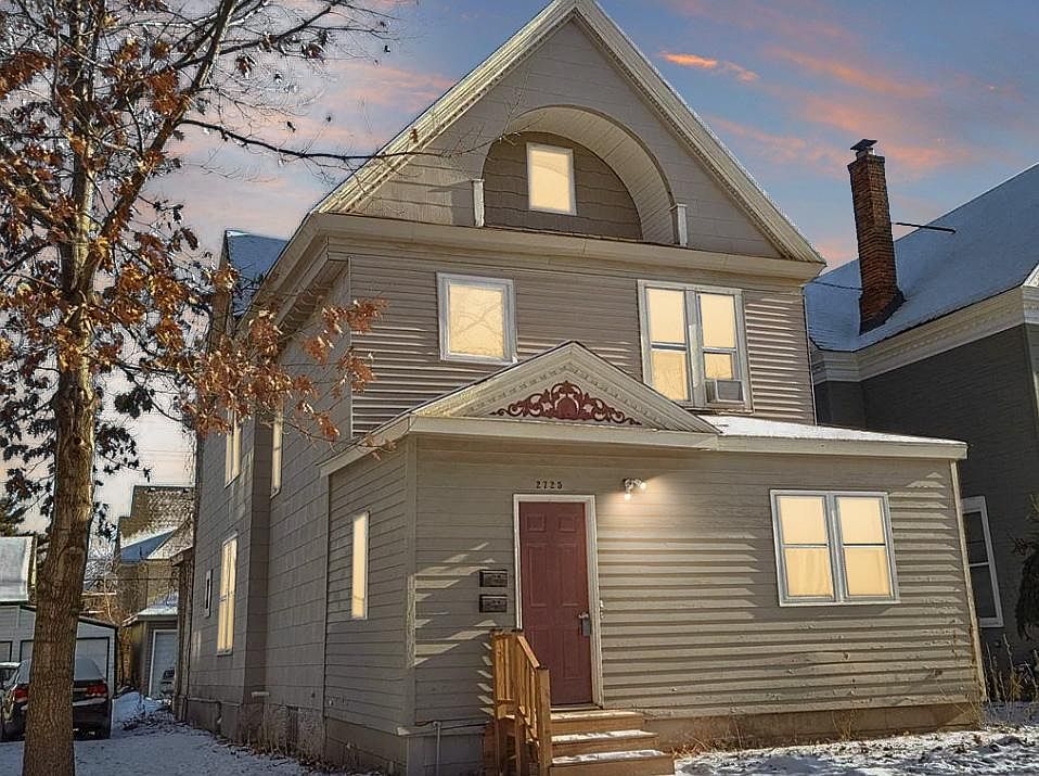 1st image of 2725 Dupont Ave S
