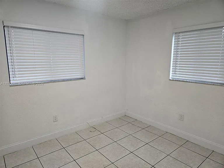 15320 SW 305th St — Photo 22