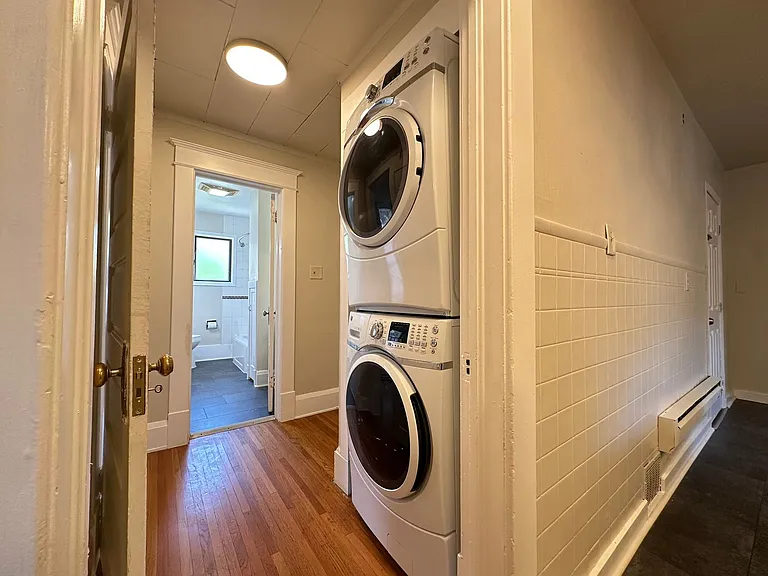 1818 West 8th — Photo 20