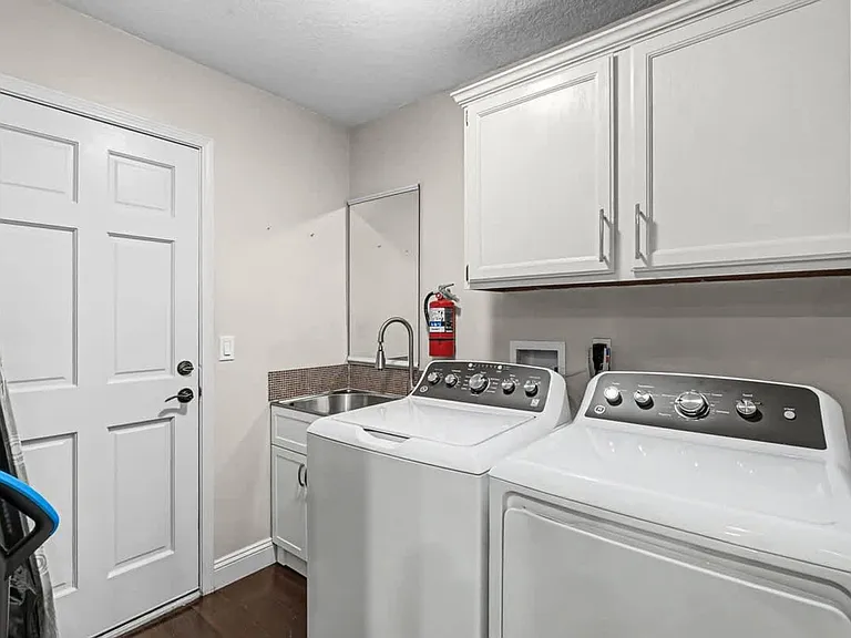 Laundry Room Cabinet