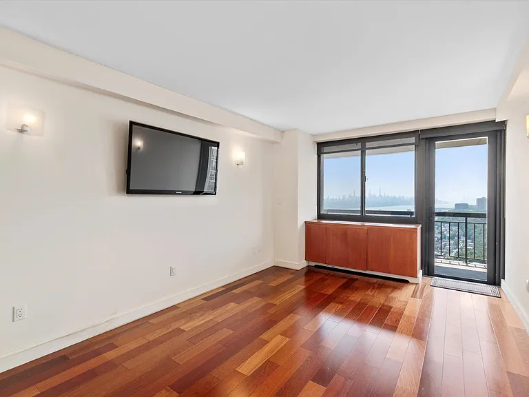 200 Old Palisade Rd #Penthouse 4/5 — Photo 31