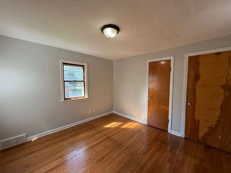 1482 Dille Rd — Photo 17