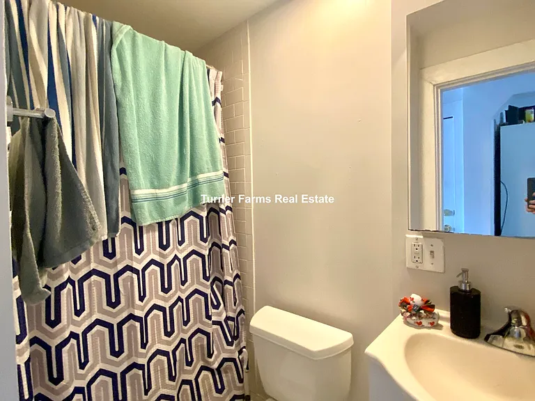 114 Willow St #2F — Photo 3