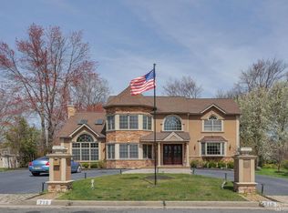 710 Hopping Rd, Middletown, NJ 07718