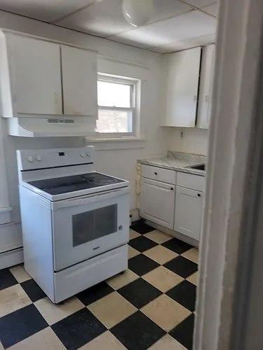 30 Columbia St #4 Photo 1