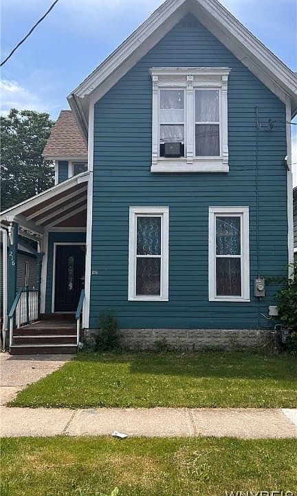1st image of 216 East St