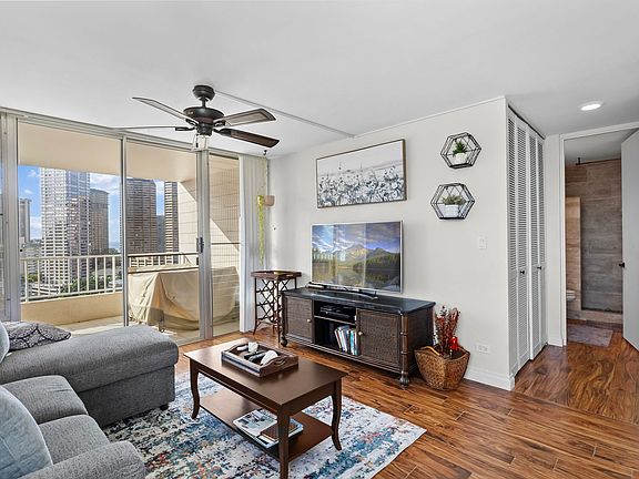 3rd image of 1848 Kahakai Dr APT 1801