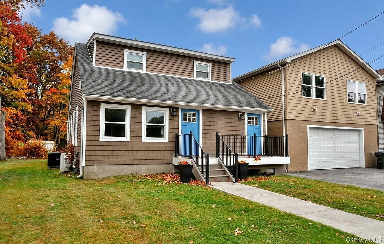 2 bed, 1.0 bath, 954 sqft, $2,600 — Photo 2