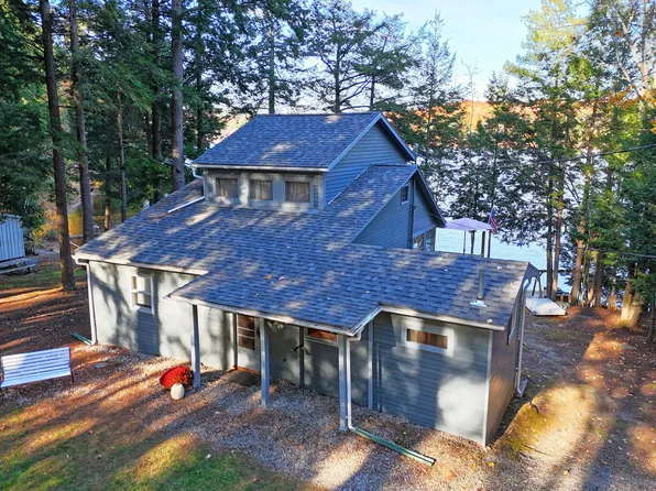 8 Chickadee Lane, Livermore, ME 04253