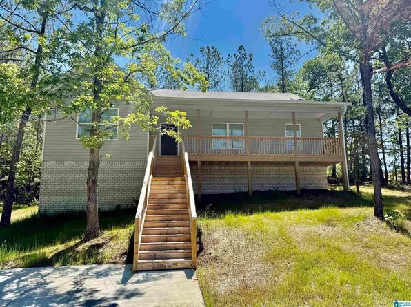 710 Walnut Cv, Odenville, AL 35120