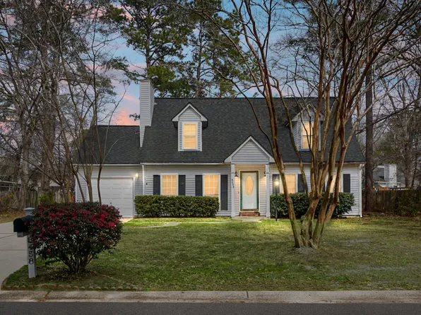 8458 William Moultrie Dr, North Charleston, SC 29420