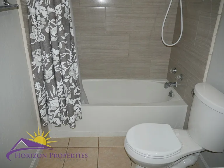 7441 Tiara Way A-D — Photo 17