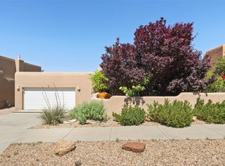 3116 Pueblo Sapawe, Santa Fe, NM 87507