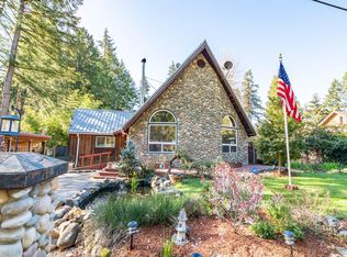 26006 Vista Dr, Veneta, OR 97487