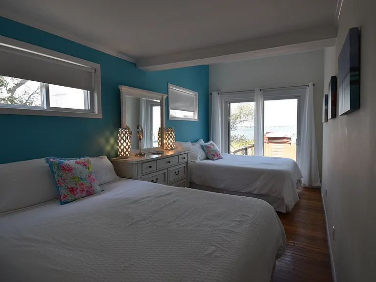 Dune Rd — Photo 15