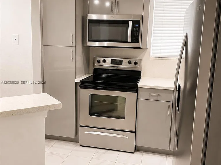 663 Vista Isles Dr #1711 — Photo 3