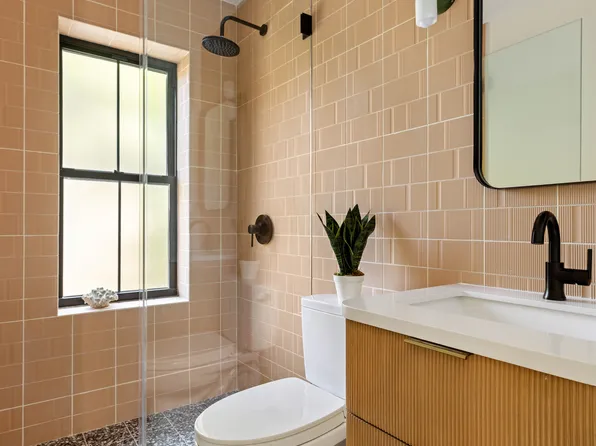 174 Hall Street image 10 of 13