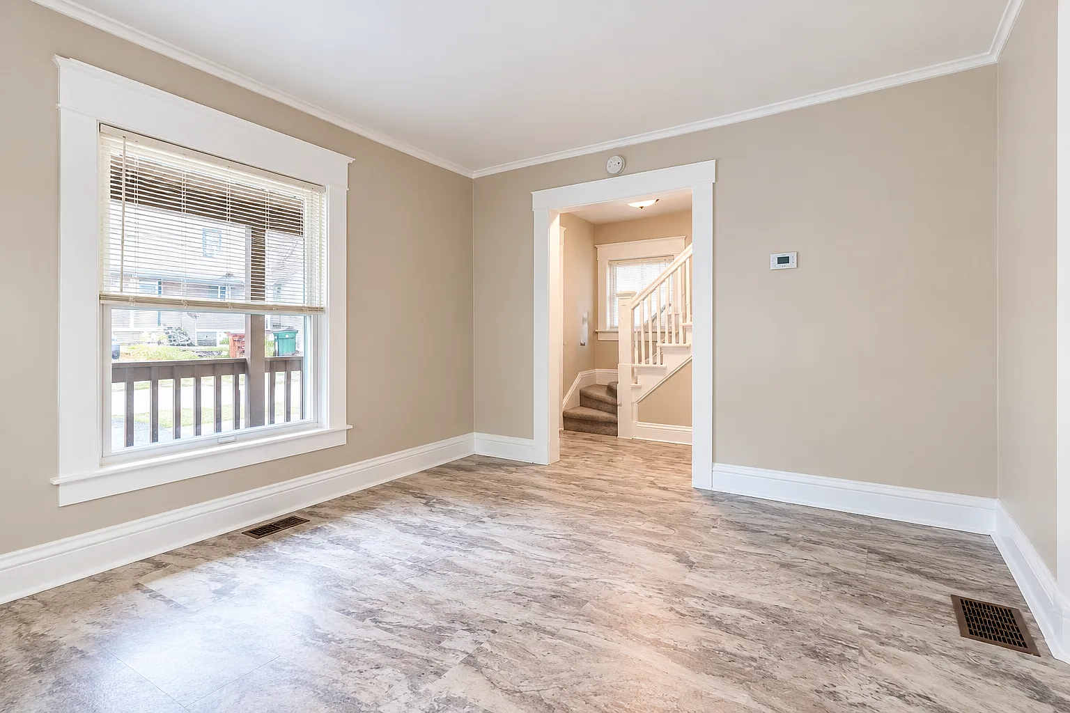 2 bed, 840 sqft, $1,325 — Photo 3