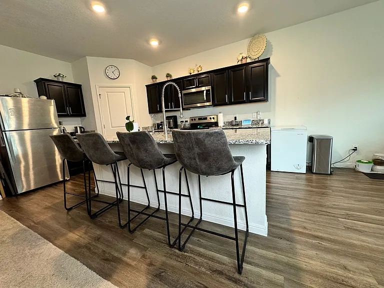 19405 Berringer Dr — Photo 9