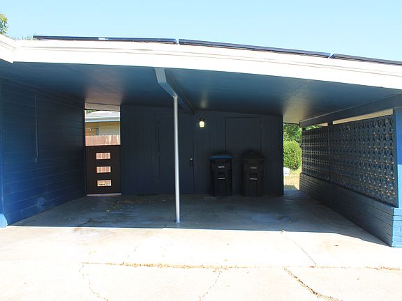 2nd image of 7208 Overhill Rd