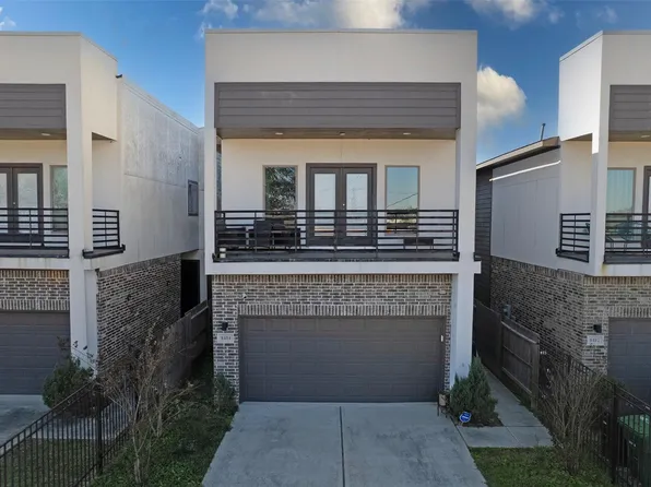 8404 Safeguard St, Houston, TX 77051