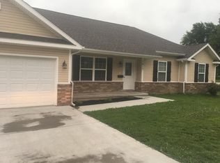 1617 S Oronogo St, Webb City, MO 64870