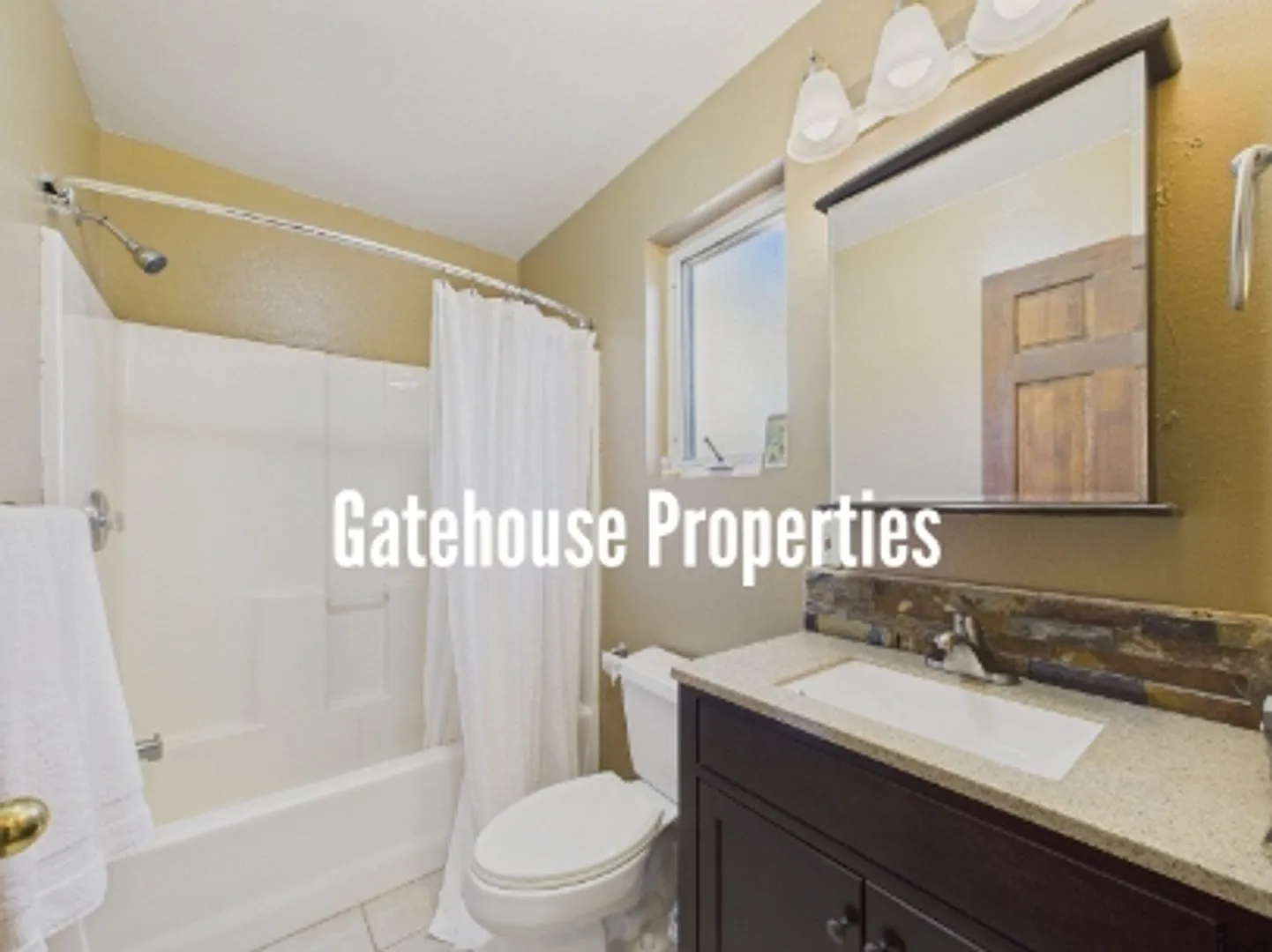 Downtown Idaho Springs Home for Lease — Photo 4