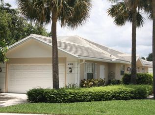 4193 Royal Oak Dr, Palm Beach Gardens, FL 33410