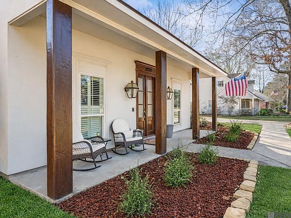 3rd image of 18042 Magnolia Bend Rd